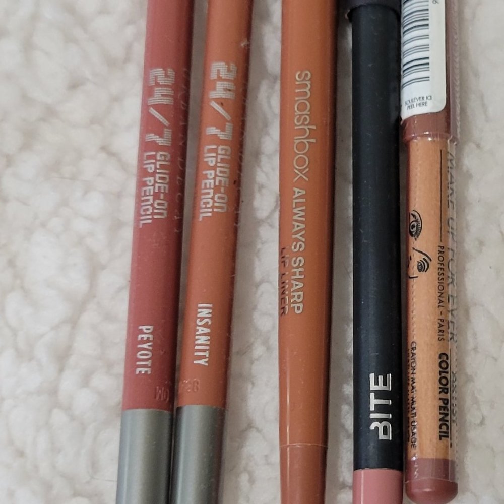 Nude Lip Liner bundle